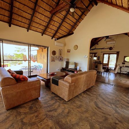 Bushvilla Umoja Kruger بهالابوروا المظهر الخارجي الصورة